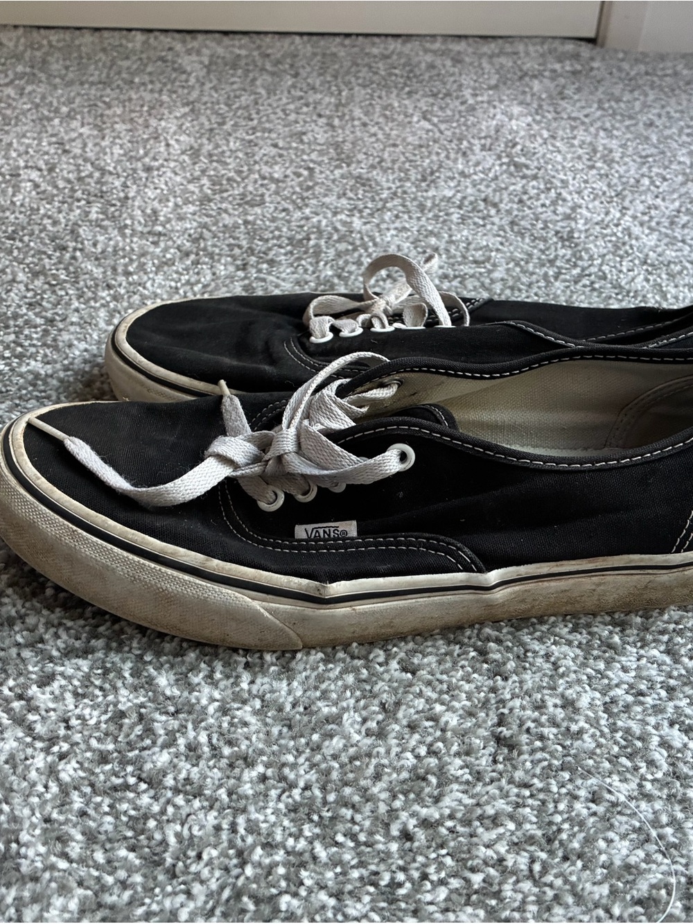 Men's Vans 9.5 Black Low Top